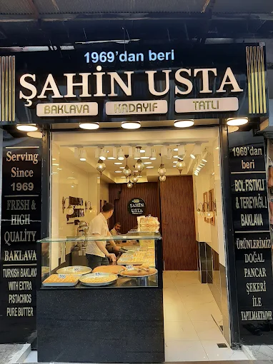 Dükkân cephesi